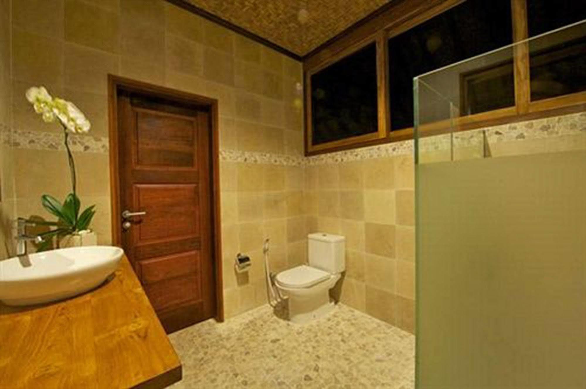 Three Monkeys Villas Pecatu  Ngoại thất bức ảnh
