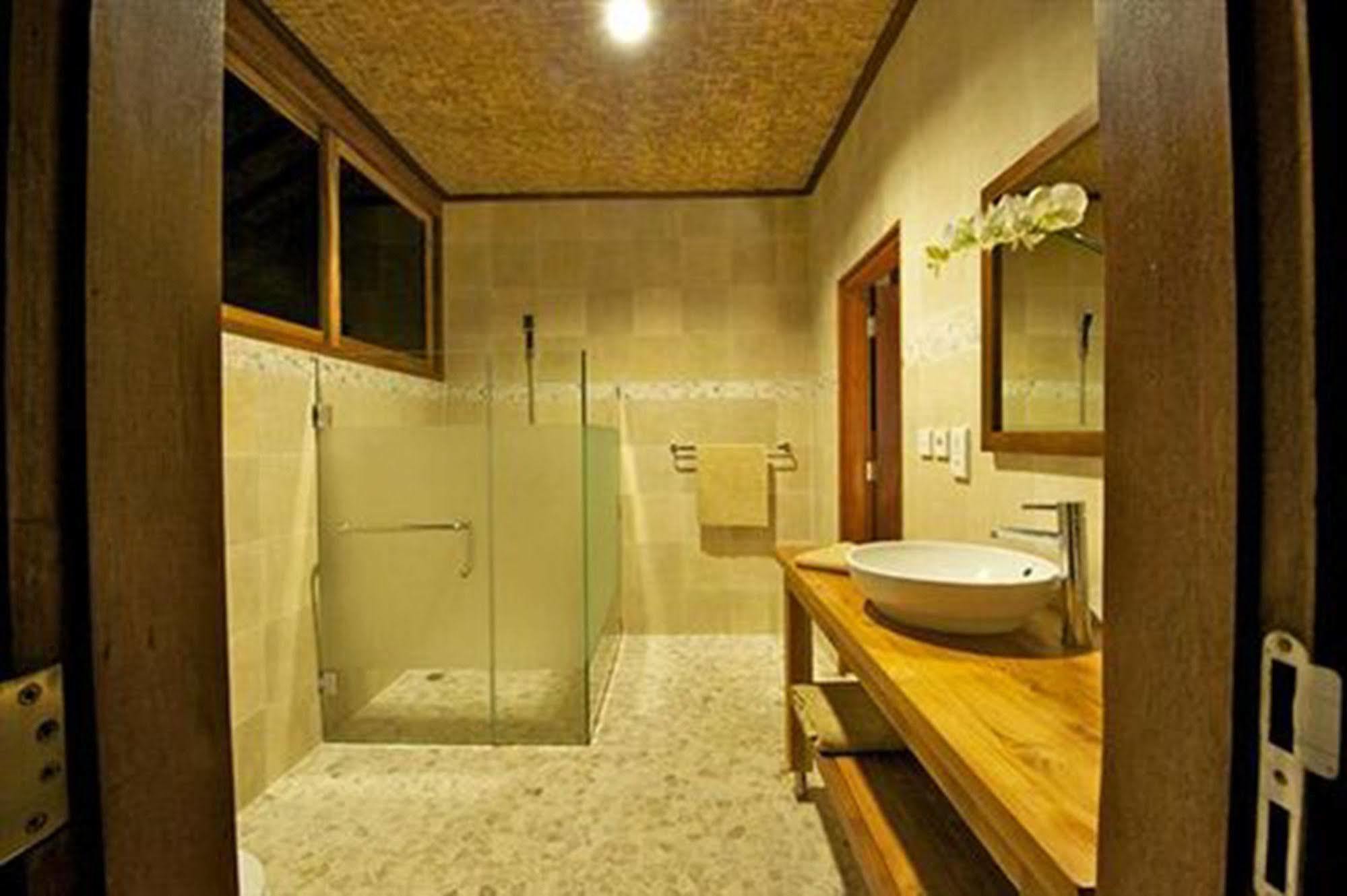 Three Monkeys Villas Pecatu  Ngoại thất bức ảnh
