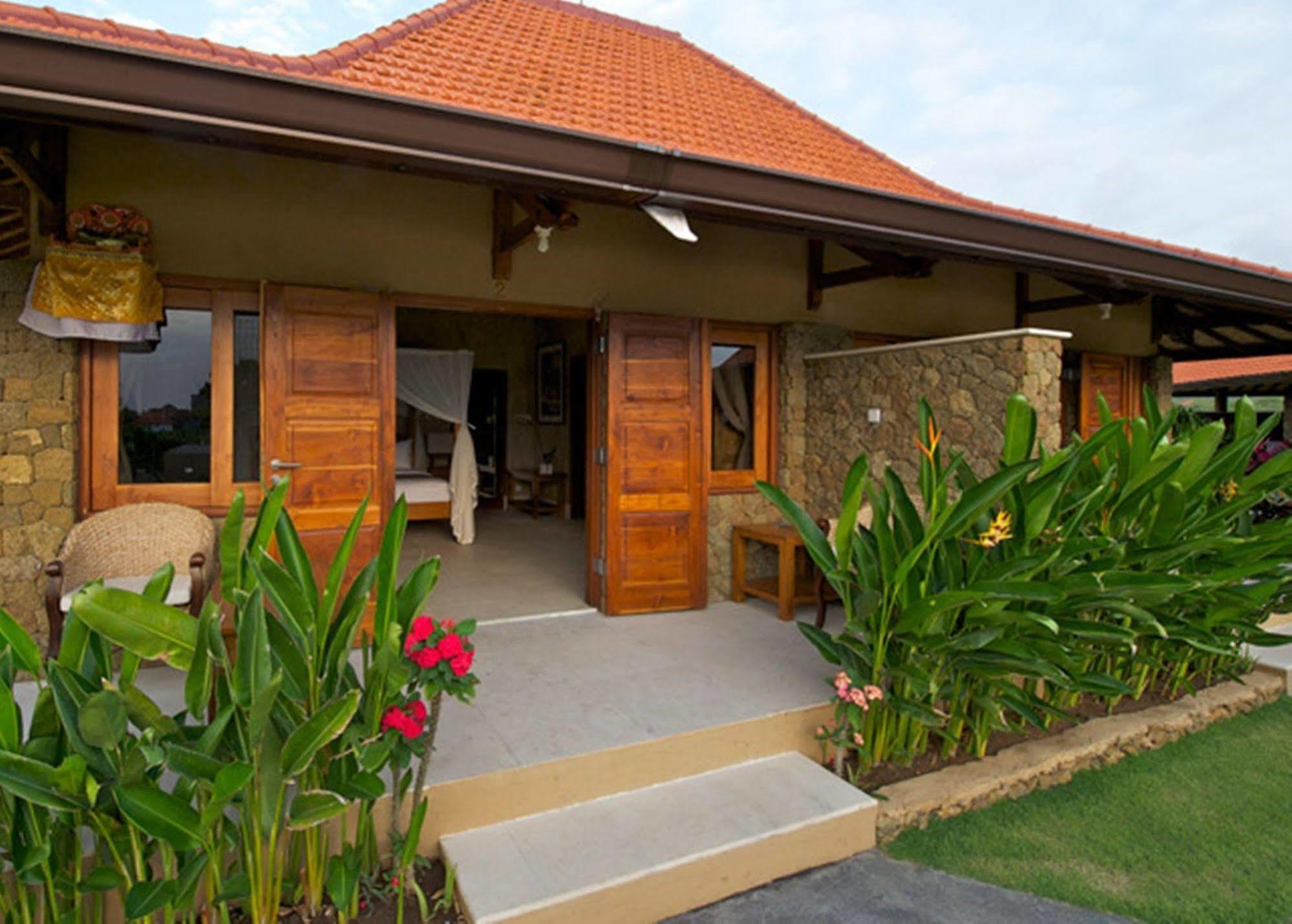 Three Monkeys Villas Pecatu  Ngoại thất bức ảnh