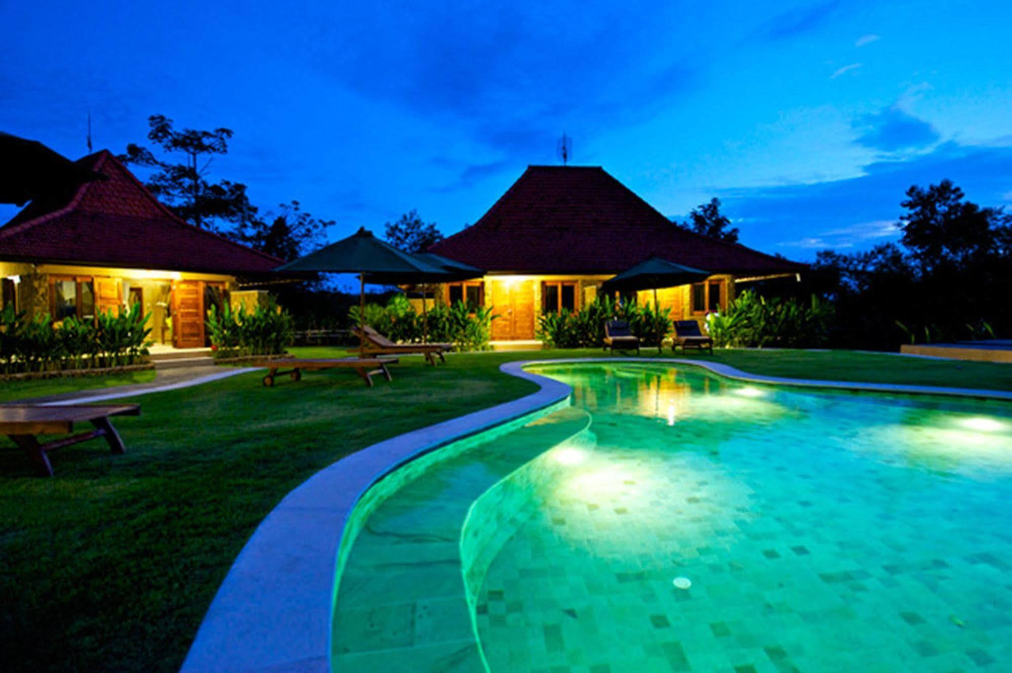 Three Monkeys Villas Pecatu  Ngoại thất bức ảnh
